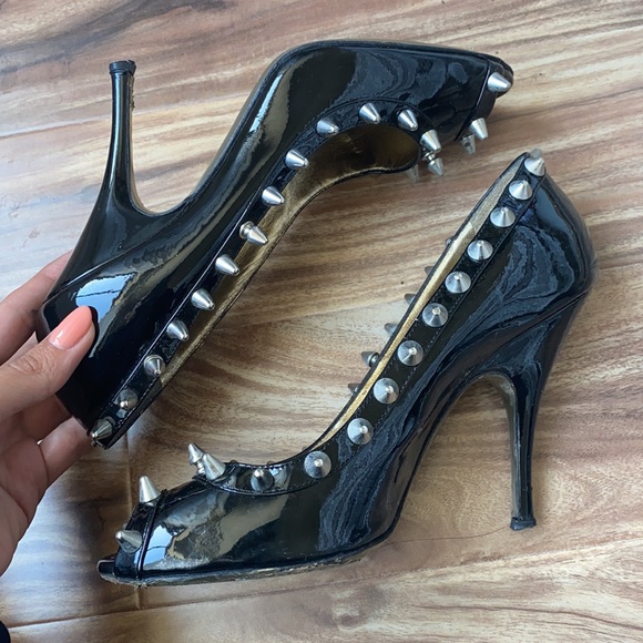 Y2K D&G Dolce & Gabbana Patent Leather Spiked Heels 40 - Picture 3 of 13